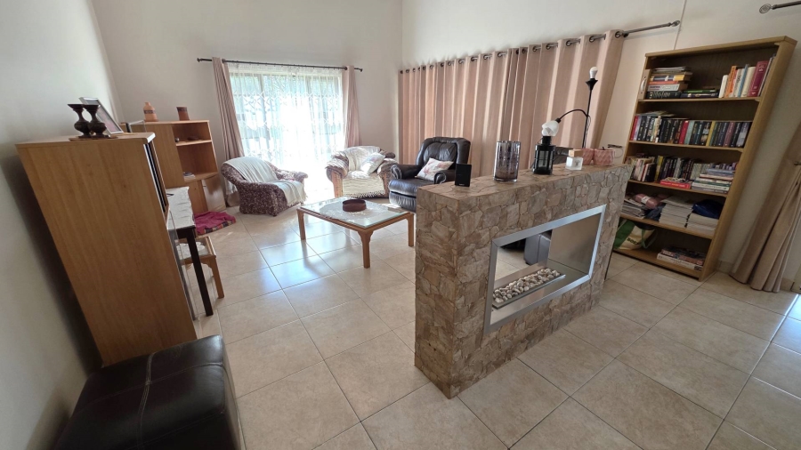 4 Bedroom Property for Sale in Leloko North West
